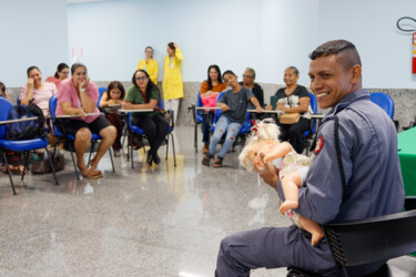 crer-promove-encontro-sobre-disfagia-e-orienta-familias-sobre-alimentacao-segura